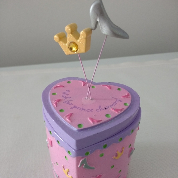 Prince Charming trinket box, notepad and 2 doorknob hangings - Picture 2 of 11